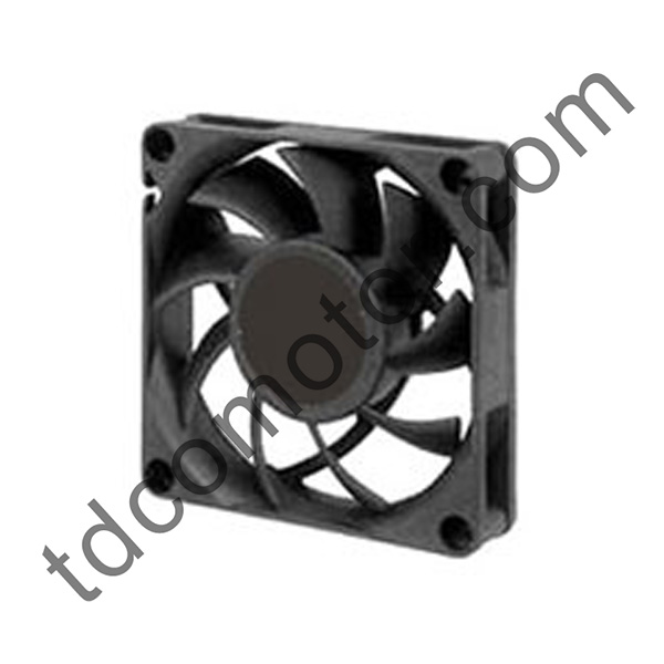 Тұрақты осьтік желдеткіш 70x70x15 YZ-7015D жеңді подшипникті подшипник
